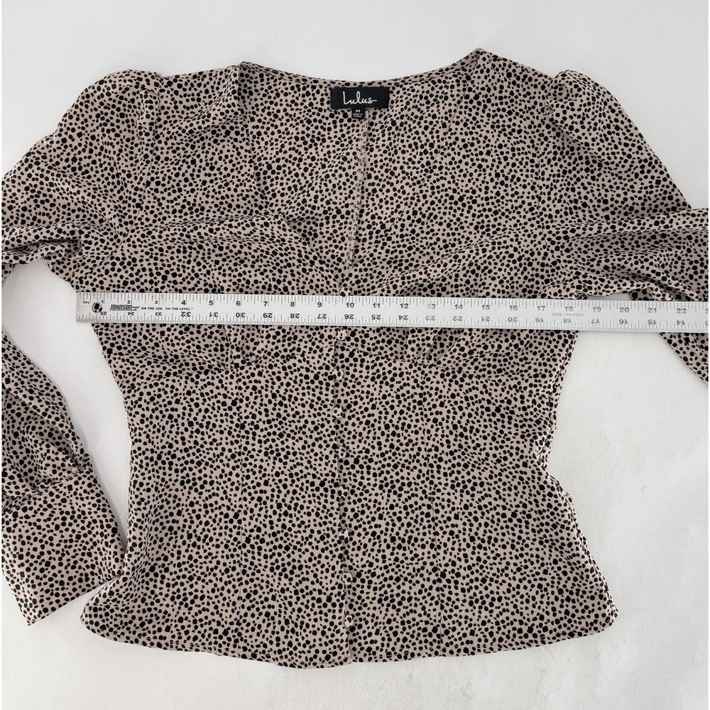 Lulu's Sweet Spot Taupe Cheetah Print Long Sleeve Button-Up Top Sz M Preppy - Picture 11 of 11